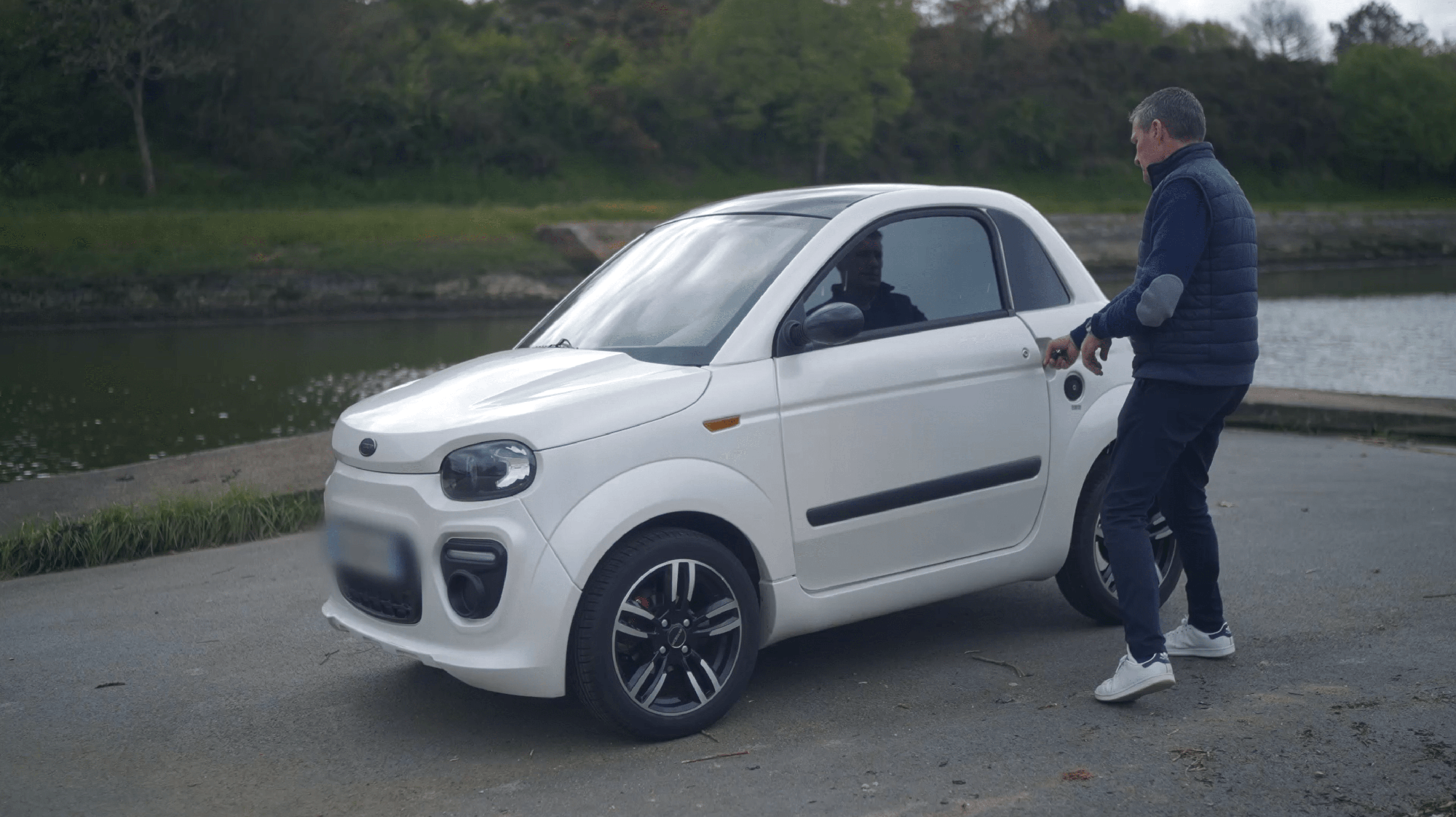 Chargement de la vidéo...