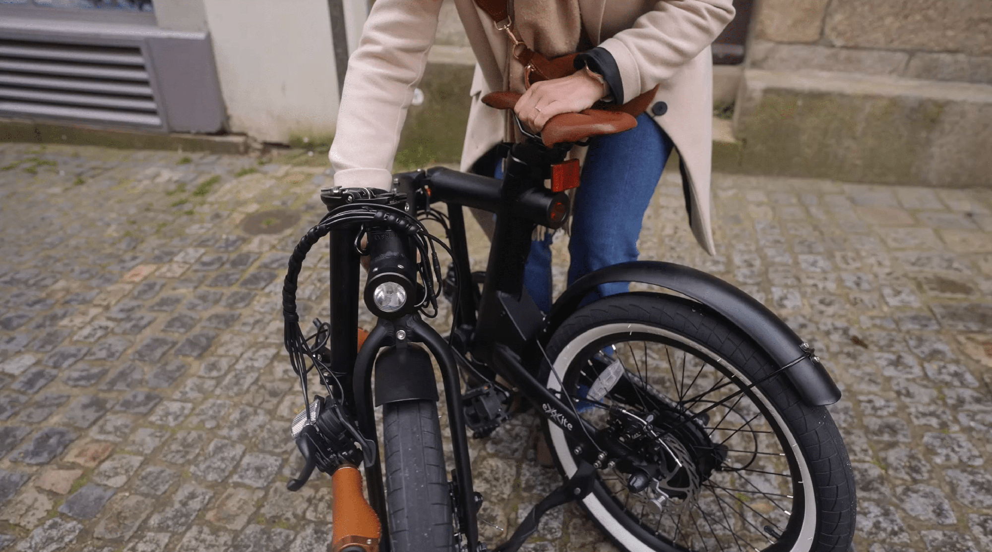 Chargement de la vidéo...