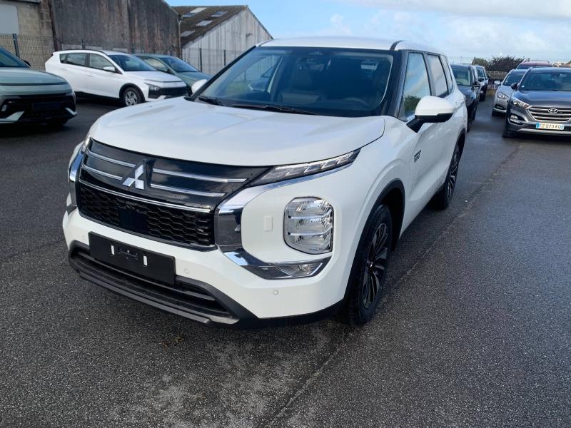 MITSUBISHI 2.4 PHEV 306ch Invite + 4WD