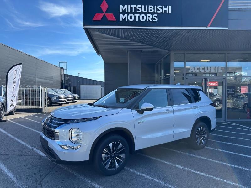 MITSUBISHI 2.4 PHEV 306ch Invite+ 4WD
